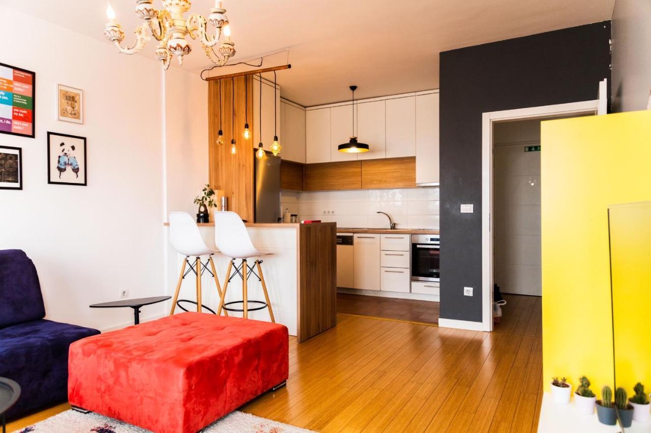Modern Apartment With A View Feels Like Home Priştine Dış mekan fotoğraf
